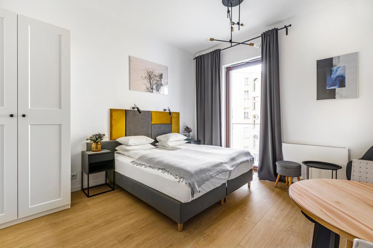 Homewell Apartments Zelazko Poznaň Exteriér fotografie