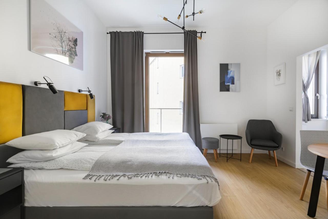 Homewell Apartments Zelazko Poznaň Exteriér fotografie