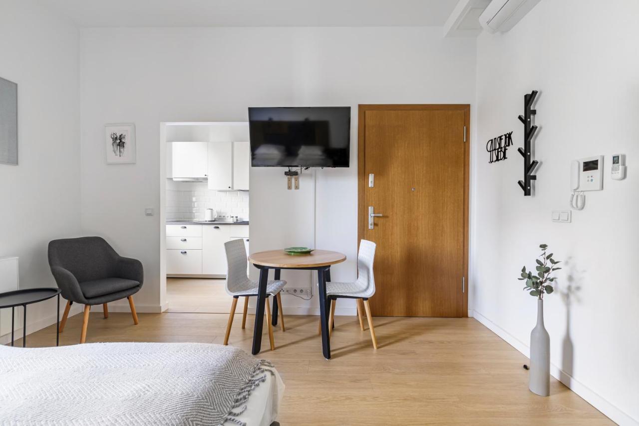 Homewell Apartments Zelazko Poznaň Exteriér fotografie